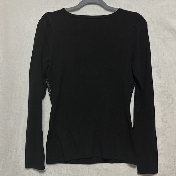 I.N.C International Concepts Silk Blend Black Long Sleeve V-Neck Top Size Medium - Picture 4 of 5